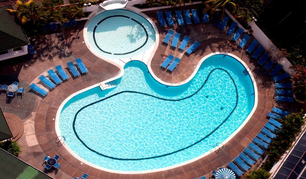 Hotel Cristina Suites Puerto La Cruz Exterior foto